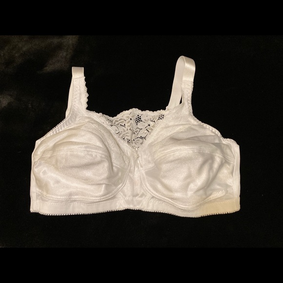 Almost U Wireless Camisole Bra Style 1200 40B 42B - Picture 6 of 12